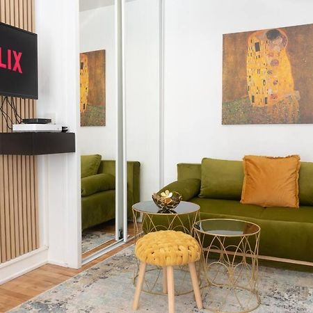 Parisian & Chic Appartement -15 Min From Paris Center Иври сюр Сен Екстериор снимка