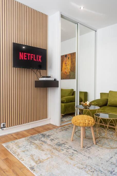 Parisian & Chic Appartement -15 Min From Paris Center Иври сюр Сен Екстериор снимка