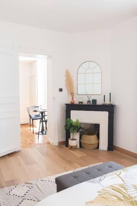 Parisian & Chic Appartement -15 Min From Paris Center Иври сюр Сен Екстериор снимка